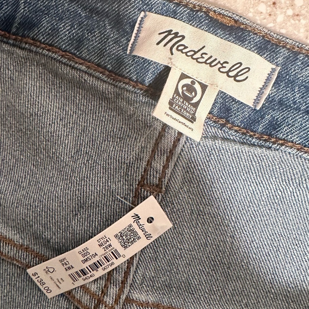 Madewell The Plus Mid-Rise Perfect Vintage Jean 28W in Light Wash Distressed NWT - Picture 13 of 16